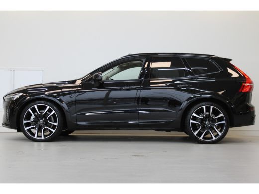Volvo  XC60 Volvo T6 350PK AWD Ultimate Dark | Luchtvering | Massage | Gelaagd Glas | 22'' | 360º view | HUD ActivLease financial lease
