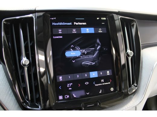 Volvo  XC60 Volvo T6 350PK AWD Ultimate Dark | Luchtvering | Massage | Gelaagd Glas | 22'' | 360º view | HUD ActivLease financial lease