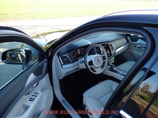 Volvo  XC90 2.0 T5 AWD 7-PERS ACC / 22 INCH / TREKHAAK / CAMERA ActivLease financial lease