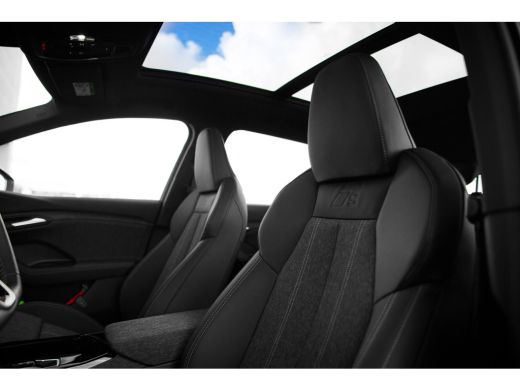 Audi Q6 e-tron S edition quattro 100 kWh 388pk | Panoramadak | Tech Pro | Luchtvering ActivLease financial lease