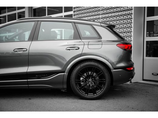 Audi Q6 e-tron S edition quattro 100 kWh 388pk | Panoramadak | Tech Pro | Luchtvering ActivLease financial lease