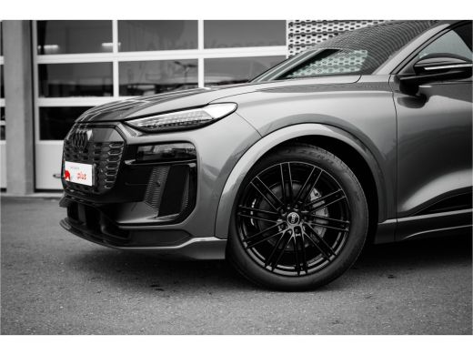 Audi Q6 e-tron S edition quattro 100 kWh 388pk | Panoramadak | Tech Pro | Luchtvering ActivLease financial lease