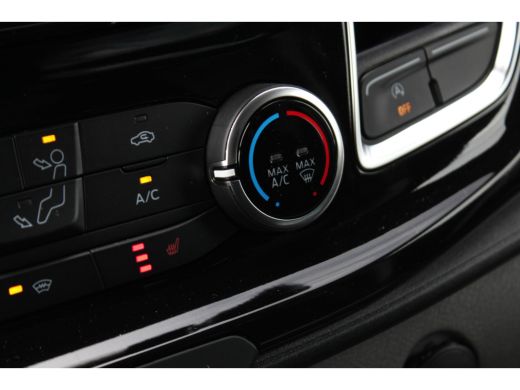 Ford Transit Custom Ford 300 2.0 TDCI L2H1 170PK Limited | Trekhaak | Navigatie | Camera MANUAL ActivLease financial lease