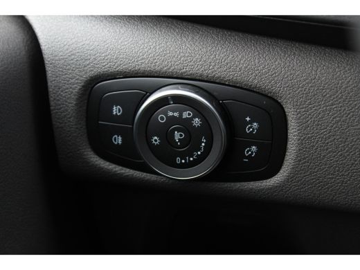 Ford Transit Custom Ford 300 2.0 TDCI L2H1 170PK Limited | Trekhaak | Navigatie | Camera MANUAL ActivLease financial lease