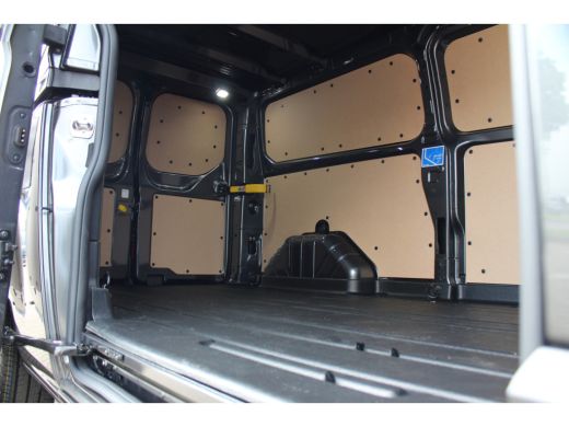 Ford Transit Custom Ford 300 2.0 TDCI L2H1 170PK Limited | Trekhaak | Navigatie | Camera MANUAL ActivLease financial lease