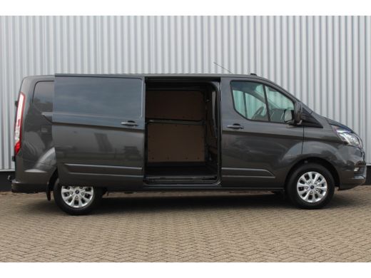 Ford Transit Custom Ford 300 2.0 TDCI L2H1 170PK Limited | Trekhaak | Navigatie | Camera MANUAL ActivLease financial lease