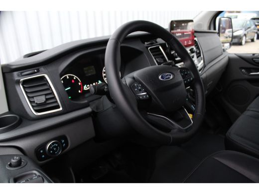 Ford Transit Custom 300 2.0 TDCI L2H1 Sport | Automaat | Camera | Half-Leder | Stoel- en voorruitverwarming | Apple C... ActivLease financial lease