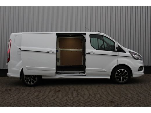 Ford Transit Custom 300 2.0 TDCI L2H1 Sport | Automaat | Camera | Half-Leder | Stoel- en voorruitverwarming | Apple C... ActivLease financial lease