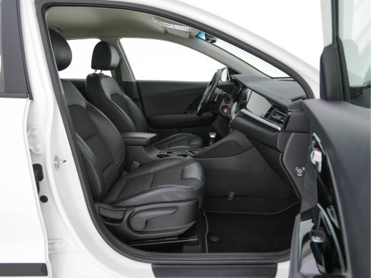Kia Niro 1.6 GDi Hybrid DynamicLine (INCL-BTW) Aut. *NAVI-FULLMAP | KEYLESS | ADAPTIVE-CRUISE | 1/2-LEATHE... ActivLease financial lease