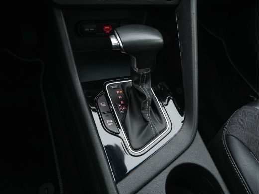 Kia Niro 1.6 GDi Hybrid DynamicLine (INCL-BTW) Aut. *NAVI-FULLMAP | KEYLESS | ADAPTIVE-CRUISE | 1/2-LEATHE... ActivLease financial lease