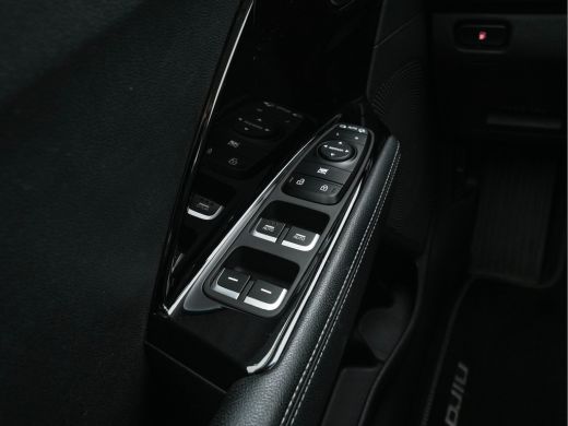 Kia Niro 1.6 GDi Hybrid DynamicLine (INCL-BTW) Aut. *NAVI-FULLMAP | KEYLESS | ADAPTIVE-CRUISE | 1/2-LEATHE... ActivLease financial lease