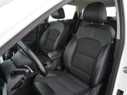 Kia Niro 1.6 GDi Hybrid DynamicLine (INCL-BTW) Aut. *NAVI-FULLMAP | KEYLESS | ADAPTIVE-CRUISE | 1/2-LEATHE... ActivLease financial lease