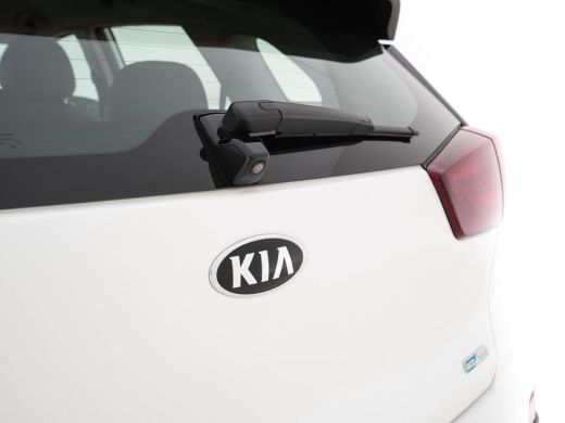 Kia Niro 1.6 GDi Hybrid DynamicLine (INCL-BTW) Aut. *NAVI-FULLMAP | KEYLESS | ADAPTIVE-CRUISE | 1/2-LEATHE... ActivLease financial lease