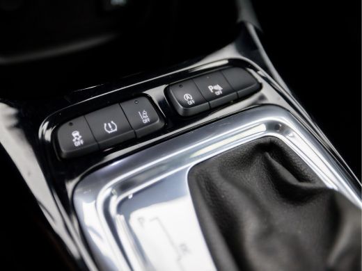 Opel Crossland X 1.2 Turbo Innovation Sport Automaat (APPLE CARPLAY, GROOT NAVI, STUUR/STOELVERWARMING, GETINT GLA... ActivLease financial lease