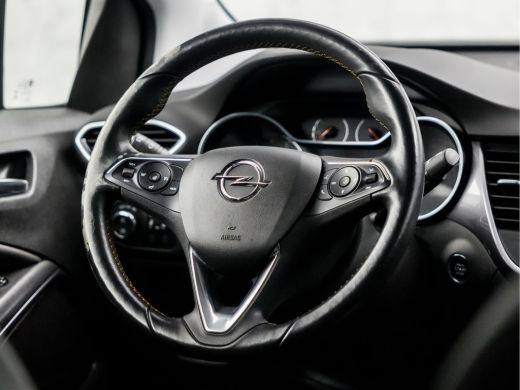 Opel Crossland X 1.2 Turbo Innovation Sport Automaat (APPLE CARPLAY, GROOT NAVI, STUUR/STOELVERWARMING, GETINT GLA... ActivLease financial lease