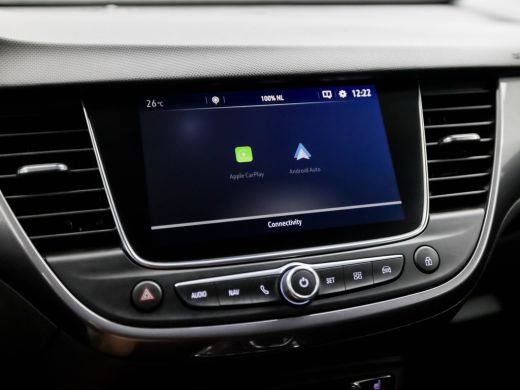 Opel Crossland X 1.2 Turbo Innovation Sport Automaat (APPLE CARPLAY, GROOT NAVI, STUUR/STOELVERWARMING, GETINT GLA... ActivLease financial lease