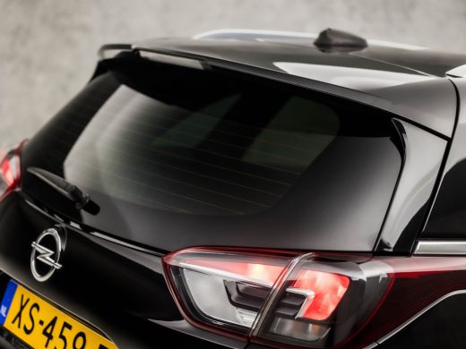 Opel Crossland X 1.2 Turbo Innovation Sport Automaat (APPLE CARPLAY, GROOT NAVI, STUUR/STOELVERWARMING, GETINT GLA... ActivLease financial lease