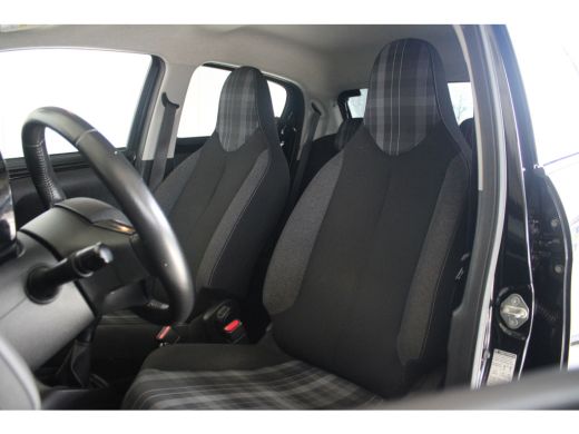Peugeot 108 1.0 e-VTi Active AIRCO | ELEKTRISCHE RAMEN | BLUETOOTH | LED DAGRIJVERLICHTING | 5-DEURS ActivLease financial lease