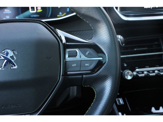 Peugeot e-208 EV GT 350 50 kWh | PANODAK | LEDER | 360° CAMERA | DEALER OH! | 17'' LMV | STOELVERWARMING | NL-A... ActivLease financial lease