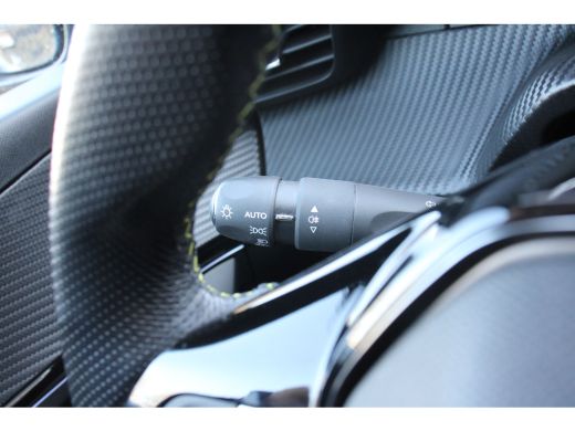Peugeot e-208 EV GT 350 50 kWh | PANODAK | LEDER | 360° CAMERA | DEALER OH! | 17'' LMV | STOELVERWARMING | NL-A... ActivLease financial lease