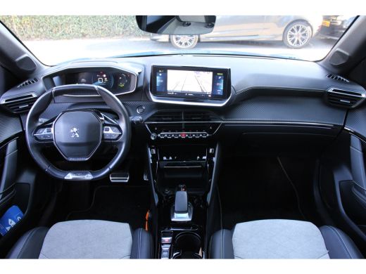 Peugeot e-208 EV GT 350 50 kWh | PANODAK | LEDER | 360° CAMERA | DEALER OH! | 17'' LMV | STOELVERWARMING | NL-A... ActivLease financial lease