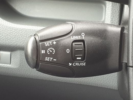 Peugeot Expert 1.5 BlueHDI 120 Compact Urban | Achterklep met ruit | Achteruitrijcamera | Navigatiesysteem full map ActivLease financial lease