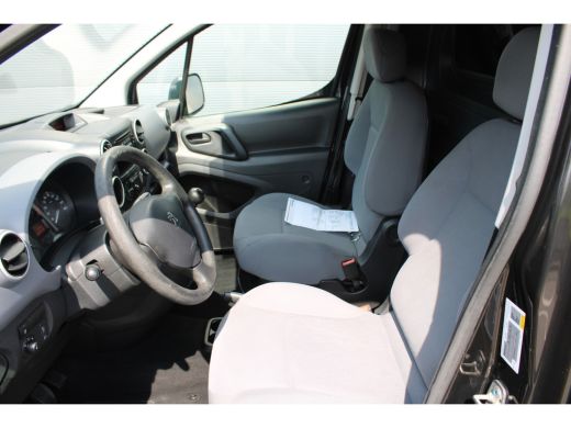 Peugeot Partner 1.6 HDI 75PK | AIRCO | PARKEERSENSOREN ACHTER | RADIO CD SPELER | CENTRALE VERGRENDELING | AIRCO ... ActivLease financial lease