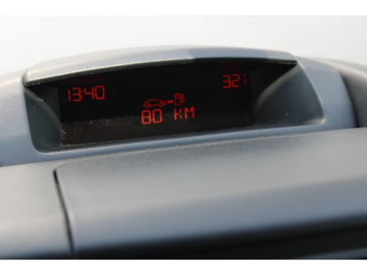 Peugeot Partner 1.6 HDI 75PK | AIRCO | PARKEERSENSOREN ACHTER | RADIO CD SPELER | CENTRALE VERGRENDELING | AIRCO ... ActivLease financial lease