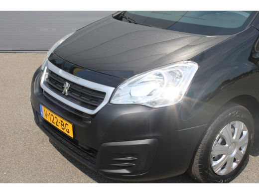 Peugeot Partner 1.6 HDI 75PK | AIRCO | PARKEERSENSOREN ACHTER | RADIO CD SPELER | CENTRALE VERGRENDELING | AIRCO ... ActivLease financial lease