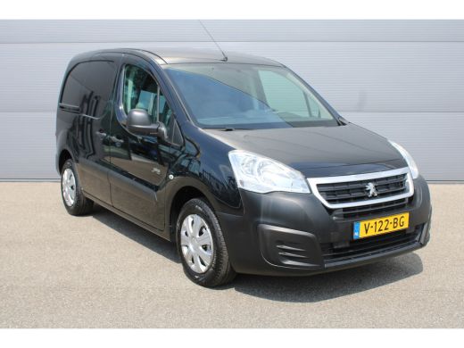 Peugeot Partner 1.6 HDI 75PK | AIRCO | PARKEERSENSOREN ACHTER | RADIO CD SPELER | CENTRALE VERGRENDELING | AIRCO ... ActivLease financial lease