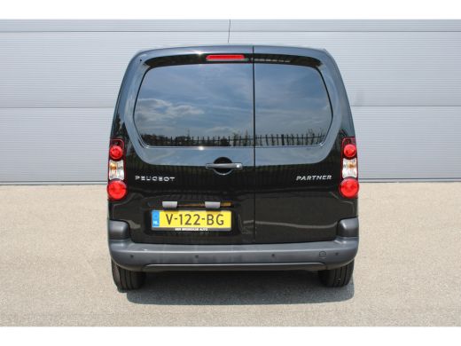 Peugeot Partner 1.6 HDI 75PK | AIRCO | PARKEERSENSOREN ACHTER | RADIO CD SPELER | CENTRALE VERGRENDELING | AIRCO ... ActivLease financial lease