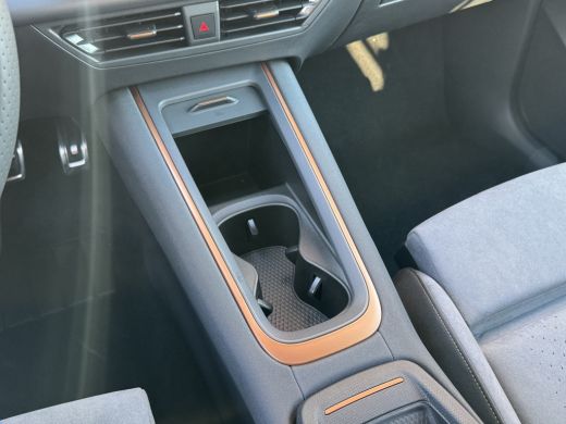 Seat Born Performance 63 kWh 230pk | €6667 voordeel! | 20" LM velgen ActivLease financial lease