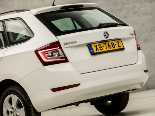 Skoda Fabia Combi 1.0 Clever (APPLE CARPLAY, NAVIGATIE, CLIMATE, SPORTSTOELEN, PARKEERSENSOREN, DAB+, CRUISE,... ActivLease financial lease