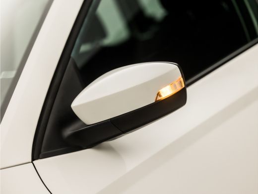 Skoda Fabia Combi 1.0 Clever (APPLE CARPLAY, NAVIGATIE, CLIMATE, SPORTSTOELEN, PARKEERSENSOREN, DAB+, CRUISE,... ActivLease financial lease