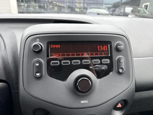 Toyota Aygo 1.0 VVT-i x-fun **AIRCO/ BEGRENZER/ 36 MAANDEN GARANTIE** ActivLease financial lease