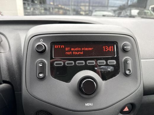 Toyota Aygo 1.0 VVT-i x-fun **AIRCO/ BEGRENZER/ 36 MAANDEN GARANTIE** ActivLease financial lease