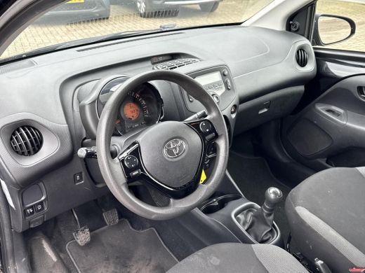Toyota Aygo 1.0 VVT-i x-fun **AIRCO/ BEGRENZER/ 36 MAANDEN GARANTIE** ActivLease financial lease