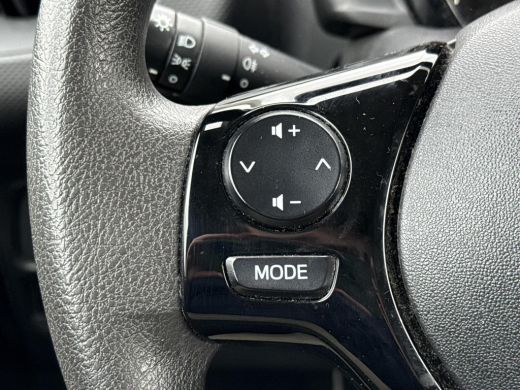 Toyota Aygo 1.0 VVT-i x-fun **AIRCO/ BEGRENZER/ 36 MAANDEN GARANTIE** ActivLease financial lease