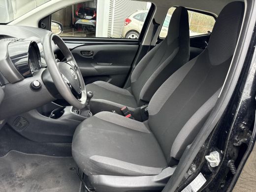 Toyota Aygo 1.0 VVT-i x-fun **AIRCO/ BEGRENZER/ 36 MAANDEN GARANTIE** ActivLease financial lease