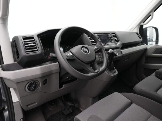 Volkswagen Crafter 30 2.0 TDI 140pk DSG L3H3 Highline Navi via App Camera Trekhaak Voorruitverwarming ActivLease financial lease