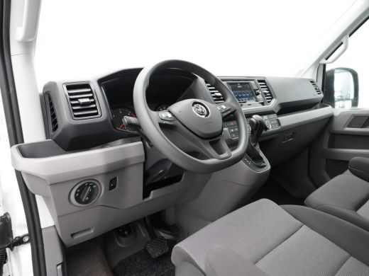Volkswagen Crafter 35 2.0 TDI 140pk DSG L3H3 Highline EURO VI Navi via App Trekhaak Camera Voorruitverwarming ActivLease financial lease