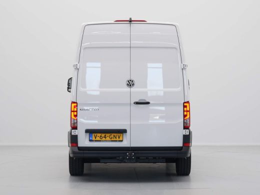 Volkswagen Crafter 35 2.0 TDI 140pk DSG L3H3 Highline EURO VI Navi via App Trekhaak Camera Voorruitverwarming ActivLease financial lease