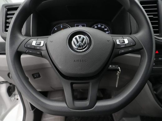 Volkswagen Crafter 35 2.0 TDI L3H3 Highline EURO VI Navi via App Camera Voorruitverwarming Airco ActivLease financial lease