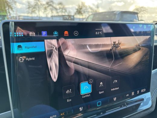 Volkswagen Passat Variant 1.5 eHybrid R-Line PHEV | R-Line Black | 272Pk | Leder | Trekhaak | Pano Dak | LED Matrix | ActivLease financial lease