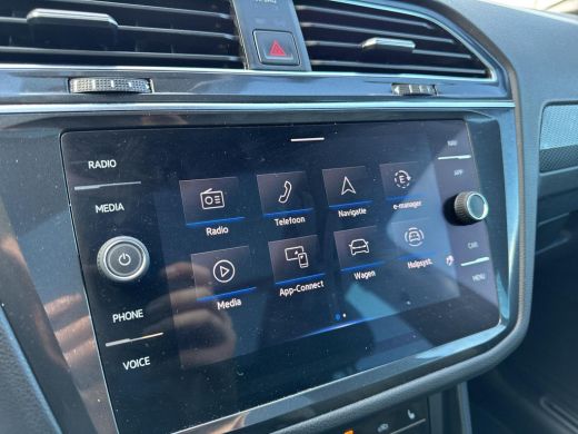 Volkswagen Tiguan 1.4 TSI eHybrid R-Line Business+ | Trekhaak | Pano Dak | A-Camera | IQ Light | PHEV | ActivLease financial lease