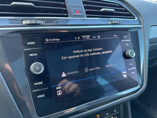 Volkswagen Tiguan 1.4 TSI eHybrid R-Line Business+ | Trekhaak | Pano Dak | A-Camera | IQ Light | PHEV | ActivLease financial lease