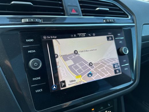 Volkswagen Tiguan 1.4 TSI eHybrid R-Line Business+ | Trekhaak | Pano Dak | A-Camera | IQ Light | PHEV | ActivLease financial lease