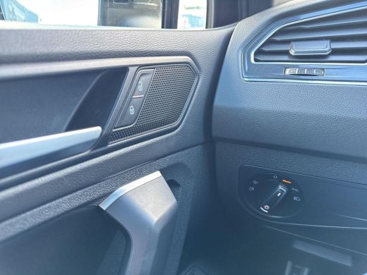 Volkswagen Tiguan 1.4 TSI eHybrid R-Line Business+ | Trekhaak | Pano Dak | A-Camera | IQ Light | PHEV | ActivLease financial lease