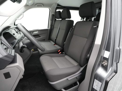 Volkswagen Transporter 2.0 TDI L2H1 30 DC Comfortline Navi via App Trekhaak Pdc Airco Cruise ActivLease financial lease