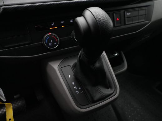 Volkswagen Transporter Kombi 2.0 TDI 150pk DSG L2H1 Comfortline Navigatie Pdc Airco Stoelverwarming ActivLease financial lease